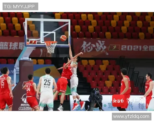 佛山队与文一队激战正酣NBL赛场精彩对决引人瞩目 佛山队与文一队激战正酣NBL赛场精彩对决引人瞩目