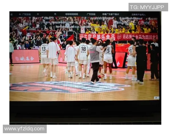 胡金秋的篮球之路：从青涩少年到CBA明星的成长历程与奋斗精神